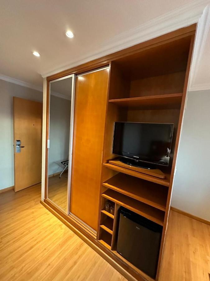 Flat Com Vista Panoramica -15- Na Barra Da Tijuca - Estacionamento Gratuito - Frigobar - Ar Condicionado - Piscina - Academia - Balsa Para Praia Gratis - Varanda - Vista Parcial Mar E Lagoa Rio de Janeiro Extérieur photo