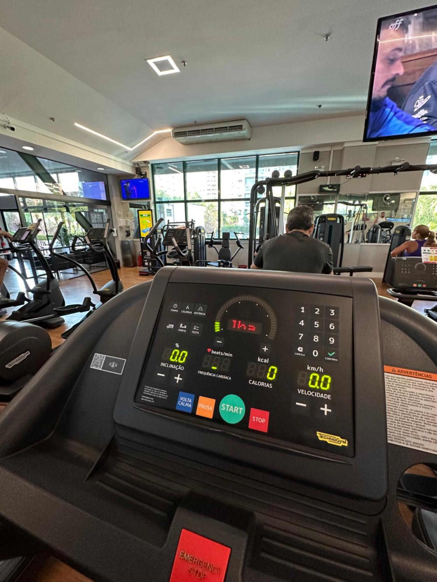 Flat Com Vista Panoramica -15- Na Barra Da Tijuca - Estacionamento Gratuito - Frigobar - Ar Condicionado - Piscina - Academia - Balsa Para Praia Gratis - Varanda - Vista Parcial Mar E Lagoa Rio de Janeiro Extérieur photo