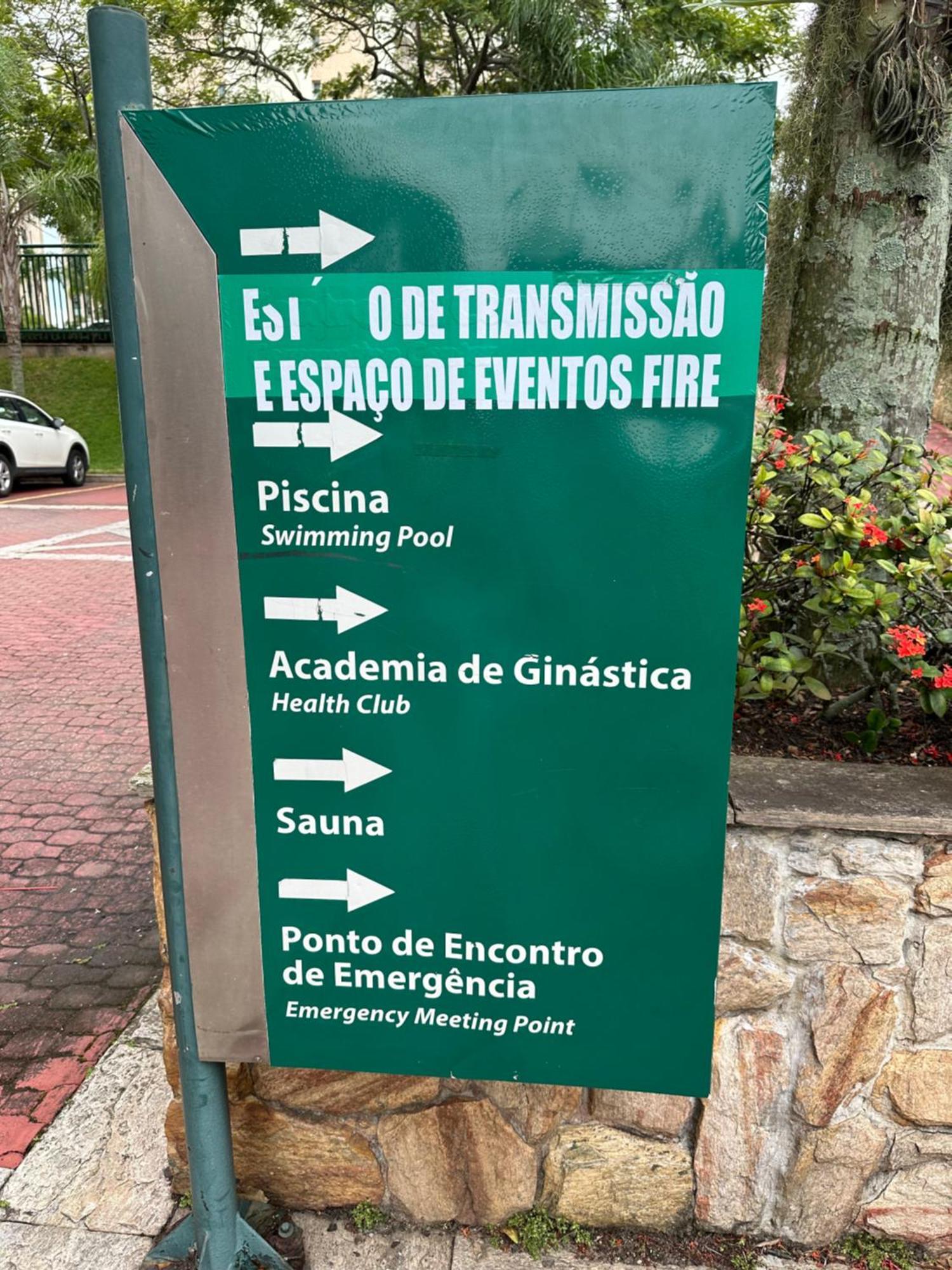 Flat Com Vista Panoramica -15- Na Barra Da Tijuca - Estacionamento Gratuito - Frigobar - Ar Condicionado - Piscina - Academia - Balsa Para Praia Gratis - Varanda - Vista Parcial Mar E Lagoa Rio de Janeiro Extérieur photo